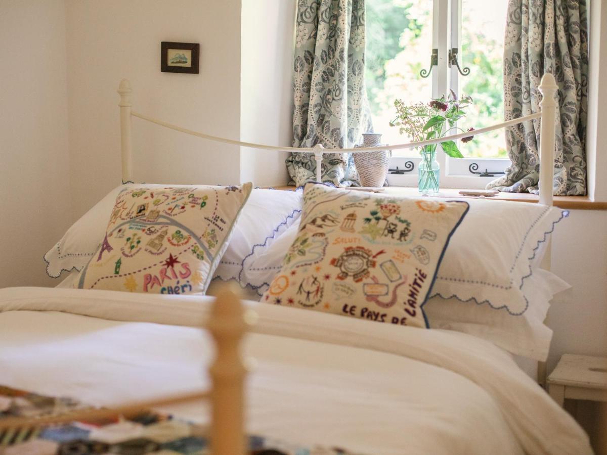Lily Cottage Great Tew Екстер'єр фото